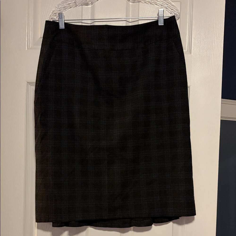 Banana Republic Factory Pencil Skirt